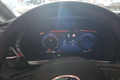 Ford Transit Connect L2 Limited PHEV A6