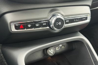 Volvo XC40 B3 Core aut