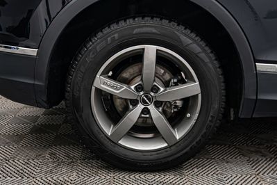 Volkswagen Tiguan 1.5 TSI Elegance DSG