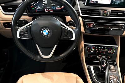 BMW Seria 2 Active Tourer 220i Luxury Line