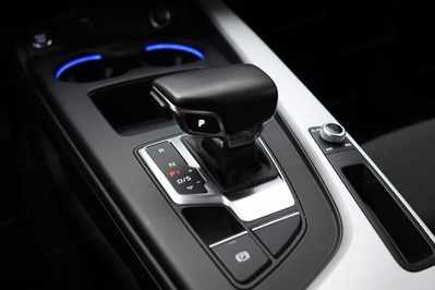 Audi A4 35 TFSI mHEV S tronic