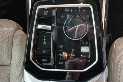 BMW Seria 7 740d xDrive