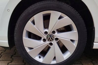 Volkswagen Golf VIII 2.0 TDI Style DSG