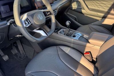 MG HS 1.5 T-GDI Exclusive