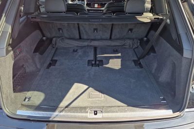 Audi Q7 50 TDI quattro S Line