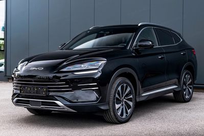 BYD Seal U DM-i  Design AWD