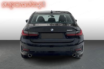 BMW Seria 3 320i
