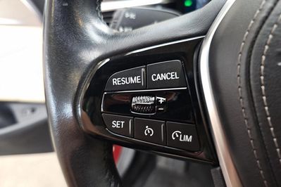 BMW Seria 5 518D Mhev