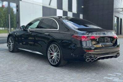 Mercedes Klasa E AMG 53 4Matic+ Hybrid