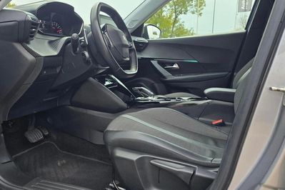 Peugeot 2008 1.2 PureTech Allure S&S EAT8