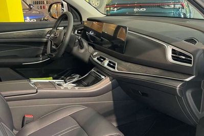 DFSK E5 Prestige 1.5  PHEV E-CVT