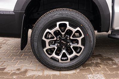 Jac T9 8AT 4x4