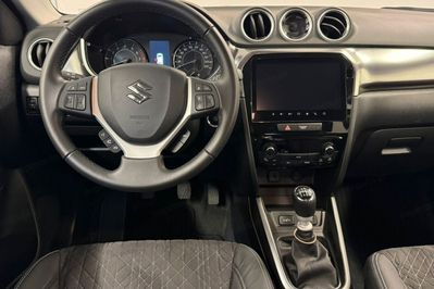 Suzuki Vitara 1.4 Boosterjet mHEV Elegance 2WD