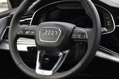 Audi Q7 60 TFSI e quattro S Line