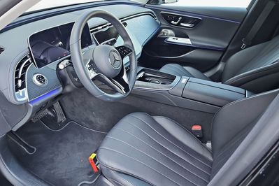 Mercedes Klasa E Kombi 220 d 4MATIC Avantgarde