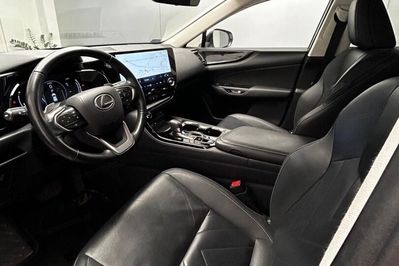 Lexus NX 350h Prestige 2WD