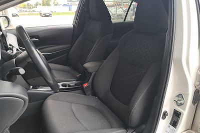 Toyota Corolla 1.8 Hybrid Style