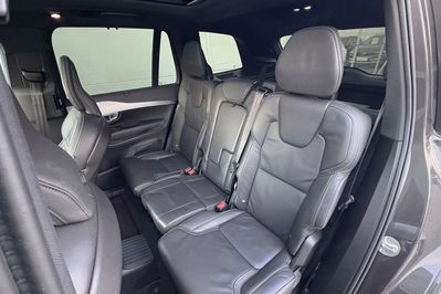 Volvo XC90 T8 AWD Plug-In Hybrid Ultra Dark 7os