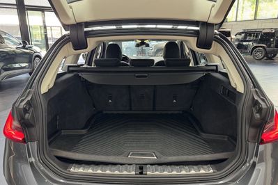 BMW Seria 3 318i aut