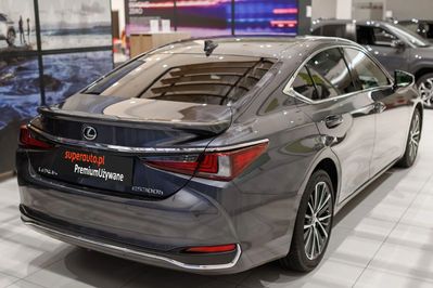 Lexus ES 300h Business Edition
