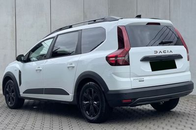 Dacia Jogger Extreme 5-miejsc 1.6 Full Hybrid