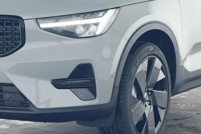 Volvo XC40 B3 B DKG Plus Black Edition