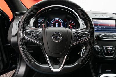 Opel Insignia 2.0 CDTI OPC line