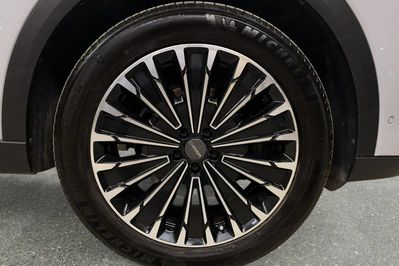 Omoda 9 1.5 Super Hybrid AWD