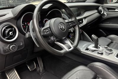 Alfa Romeo Stelvio 2.0 Turbo Veloce Q4