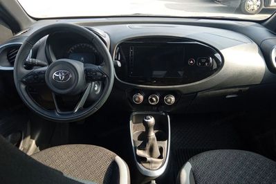 Toyota Aygo X 1.0 VVT-i Style