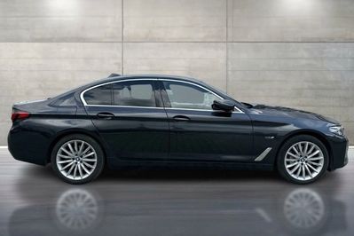 BMW Seria 5 530e Luxury Line