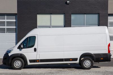Opel Movano L4H2