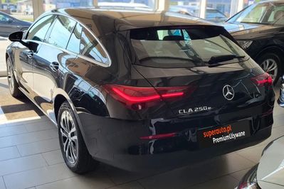 Mercedes CLA 250 e PHEV 8G-DCT