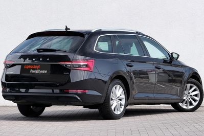 Skoda Superb 2.0 Tdi Scr 4X4 Style Dsg