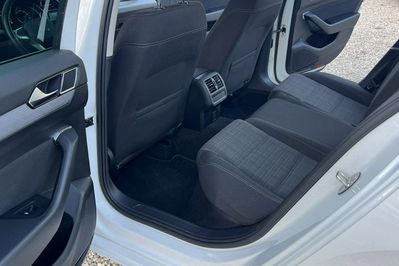 Volkswagen Passat 2.0 TDI EVO Business DSG
