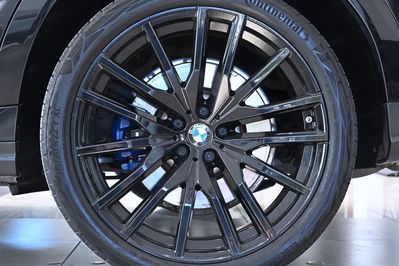 BMW X6 M50i xDrive