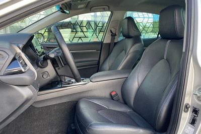 Toyota Camry 2.5 Hybrid Executive Cvt
