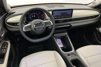 Fiat 600 La Prima 1.2 Hybrid eDCT6