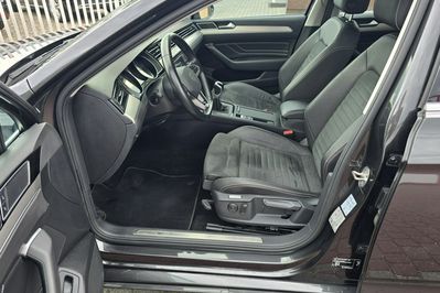 Volkswagen Passat 1.5 TSI Elegance
