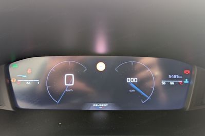 Peugeot 2008 ALLURE 1.2 PureTech