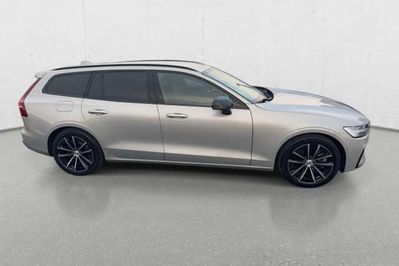 Volvo V60 T6 AWD Plug-In Hybrid Plus Dark aut