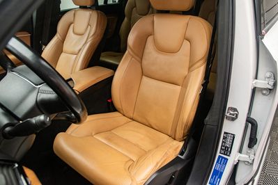 Volvo XC90 D5 AWD