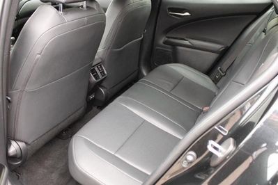 Lexus UX 250h GPF Business Edition 2WD