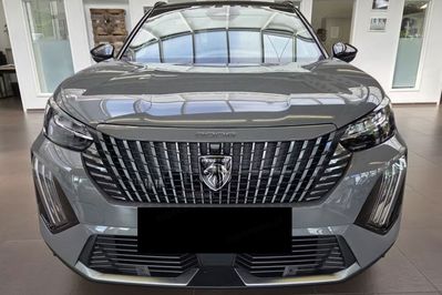 Peugeot 2008 GT Exclusive e-DCS6 1.2 PureTech mHEV