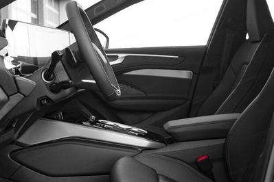 Audi A6 e-Hybrid quattro Avant