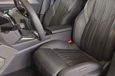 Peugeot 408 GT Exclusive S&S 1.2 mHEV  e-DSC6