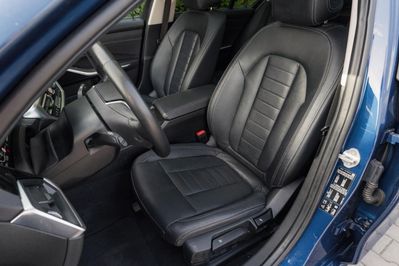 BMW Seria 3 320d xDrive Luxury Line