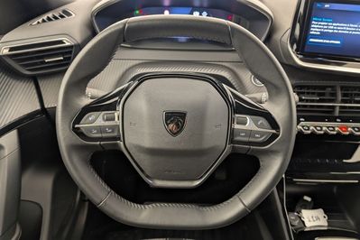 Peugeot 2008 ALLURE 1.2 PureTech