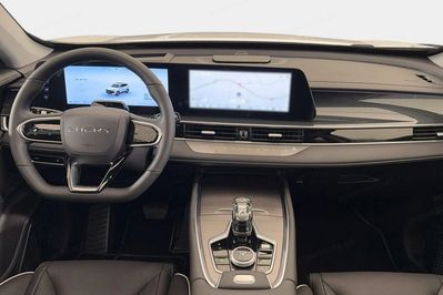 Chery Tiggo 7 1.5 T-GDI Super Hybrid DHT