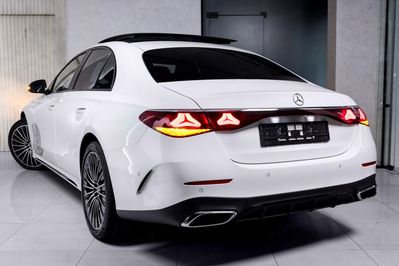 Mercedes Klasa E 220 d  4-Matic AMG